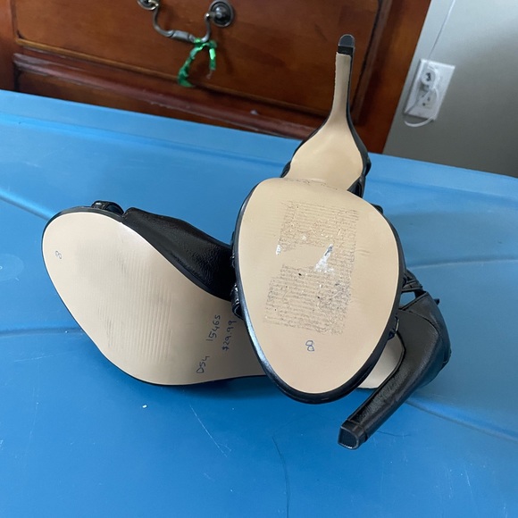 Black strappy heels - Picture 3 of 4